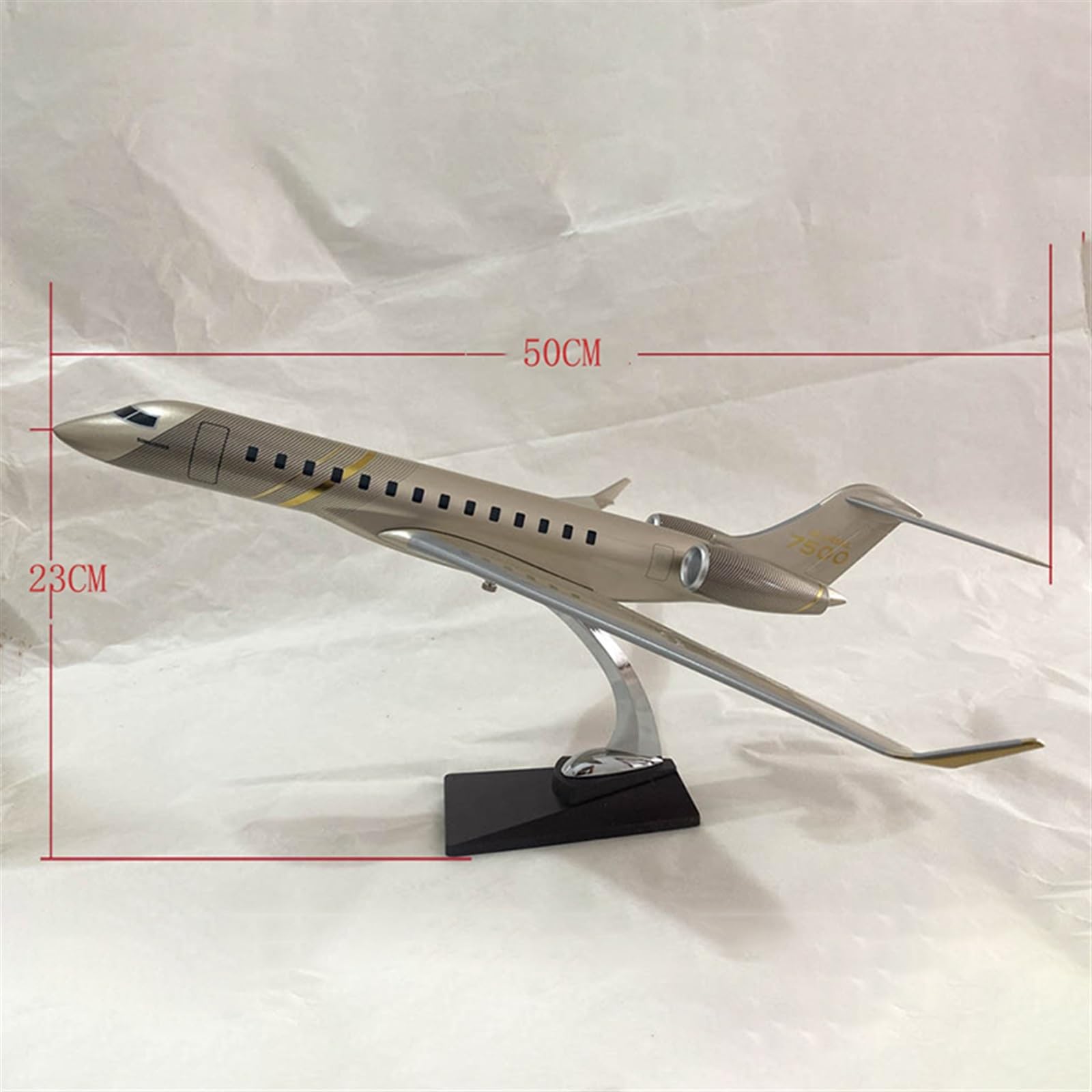 Amazon.co.jp: コピー飛行機モデル 1:72 スケールボンバルディア